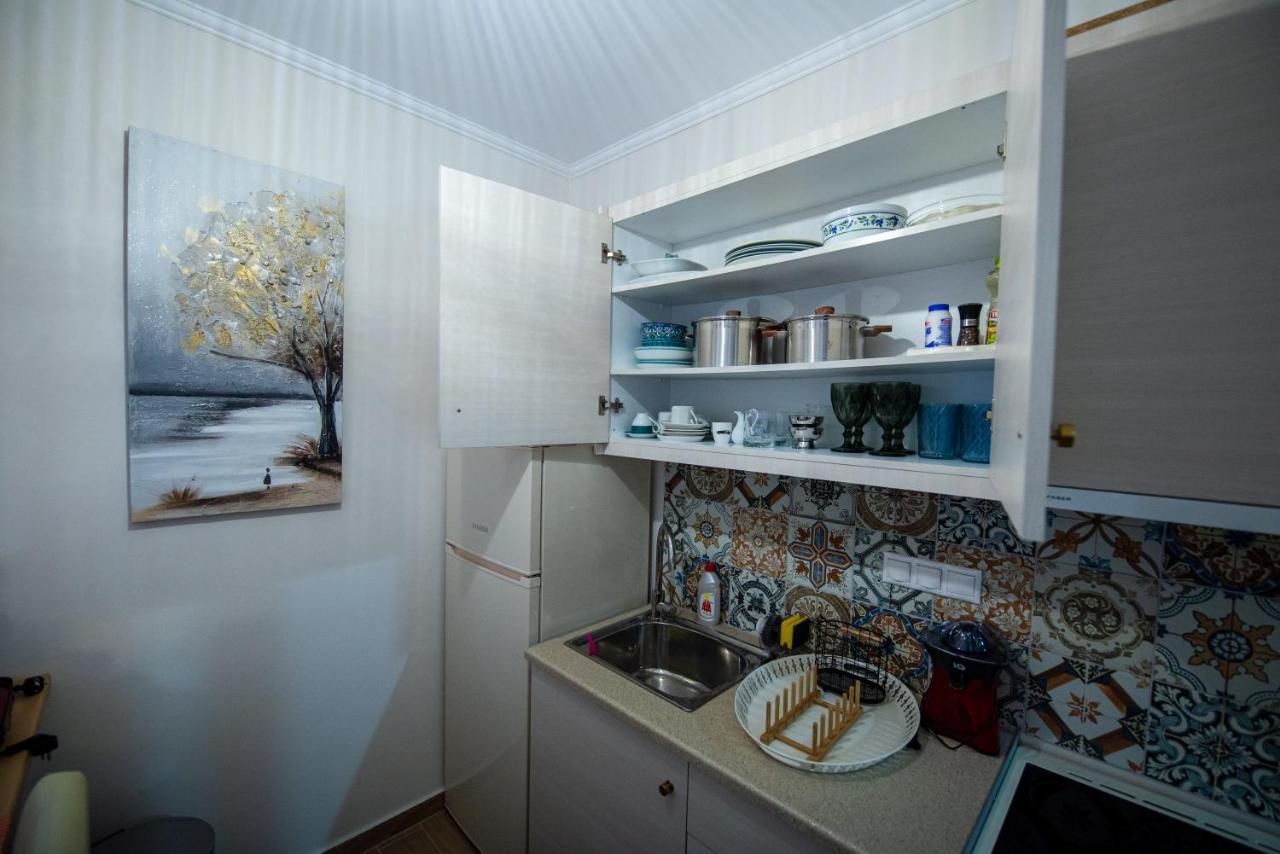 Efie'S Studio Kalamata Luaran gambar